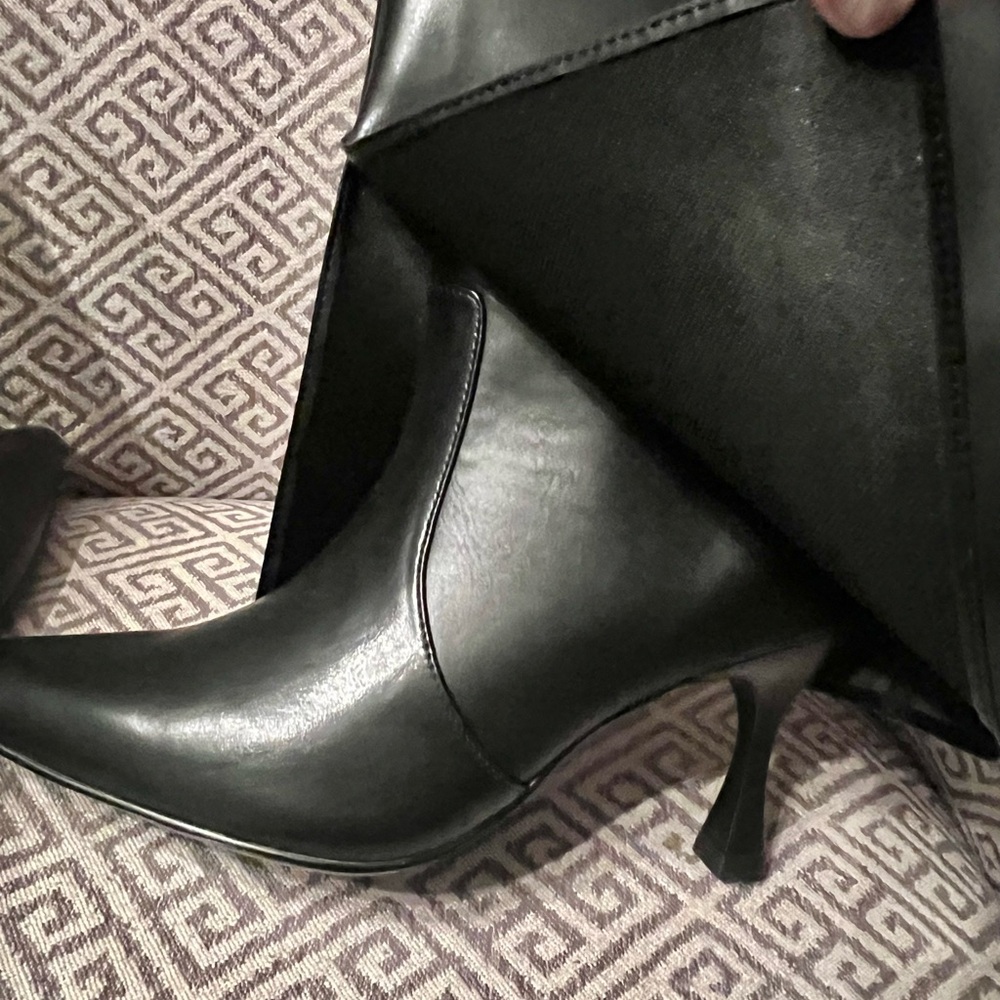NEW URBAN REVIVO Tall Fold Over  Knee Faux Leather Boots. Stiletto heel. Sz 7.5